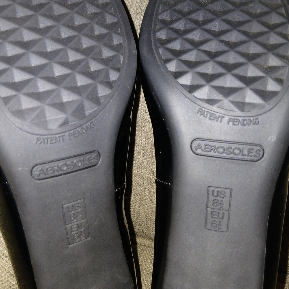 Elegant Black Aerosoles Women's Heels. Size 8.5 - Picture 9 of 16